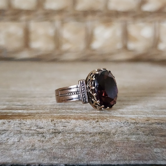 Antique Victorian Rose Gold Ring with Purple Wine Glass Gem