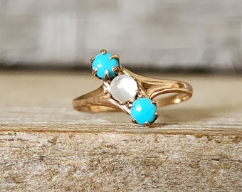 Antique Victorian Turquoise and Moonstone Trilogy Bypass Ring in Yellow Gold | Vintage Mount | Mounting Setting