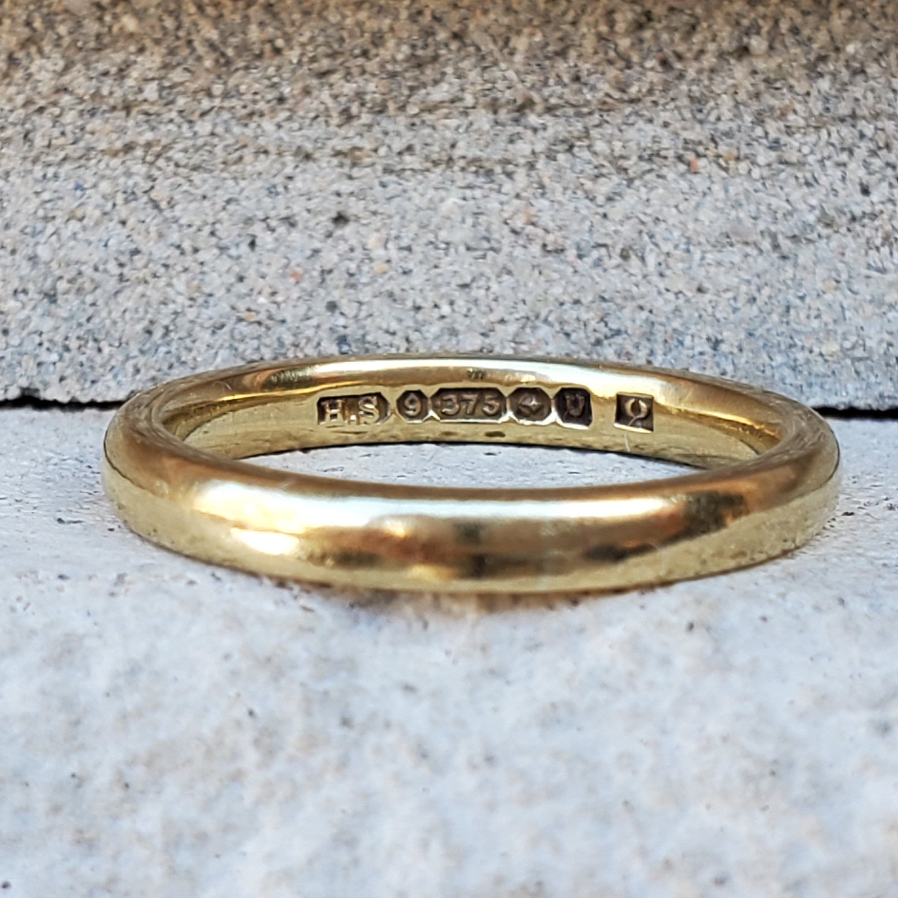 Utility wedding ring deals