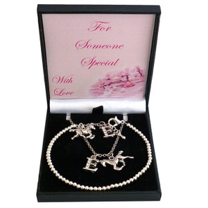 Conjunto de joyas de caballo y letra, collar, pulsera, regalo para niña, carta, pony para una hija especial, hermana, sobrina, feliz cumpleaños, etc.