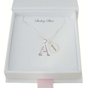 Collares de letras, plata 925, regalo para mamá, abuela, hermana, mamá, hija, niñera, ahijada, nieta, dama de honor, niña de las flores, etc.