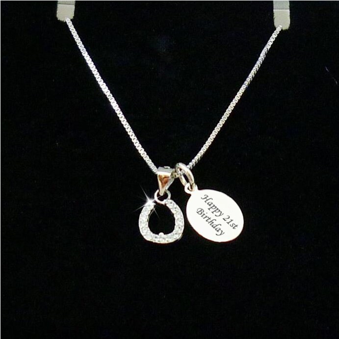 Bijoux personnalisés | Bijoux gravés à la main | Merci Maman