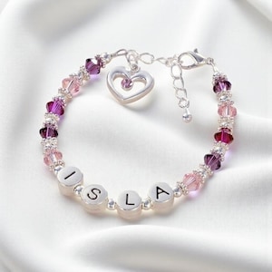 Bracelet prénom fille avec cristaux et breloque coeur. Bijoux personnalisés pour fille.