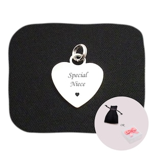 Charm de corazón grabado para una sobrina especial. Se puede personalizar. Regalo para sobrina. Charm para sobrina.