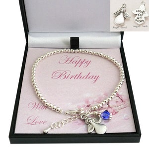 Bracelet de pierre de naissance avec breloque ange dans une boîte cadeau pour femme et fille sur un support pour carte pour maman, nièce, grand-mère, soeur, maman, fille, nièce, etc.