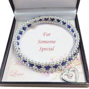 Bracelet pour maman, soeur, quelqu'un de spécial, fille, etc., boîte-cadeau et carte, bracelet triple tour, pierres précieuses d'aventurine bleue pour femme, fille