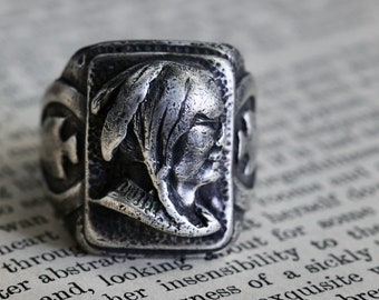 Vintage mens Indian chief ring 1940’s Vintage Sterling Silver Indian Chief Head Biker Ring arrowhead signet ring heavy 40s sterling Ring