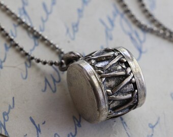 Vintage Navajo Sterling Ceremonial Drum Pendant Native American Fred Harvey Era Sterling Silver Stamped southwestern pendant Necklace