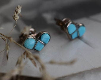 Beautiful Vintage Native American Zuni Sterling Petit Point Turquoise Heart Post Earrings