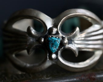 Vintage Navajo Sandcast Turquoise Cuff Bracelet Kingman Turquoise Old Pawn Native American Sterling Sand Cast Heavy Cuff Bracelet
