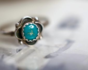 Turquoise Ring Vintage Navajo Turquoise Ring 925 Sterling Silver turquoise Ring Native American Turquoise Ring turquoise flower ring
