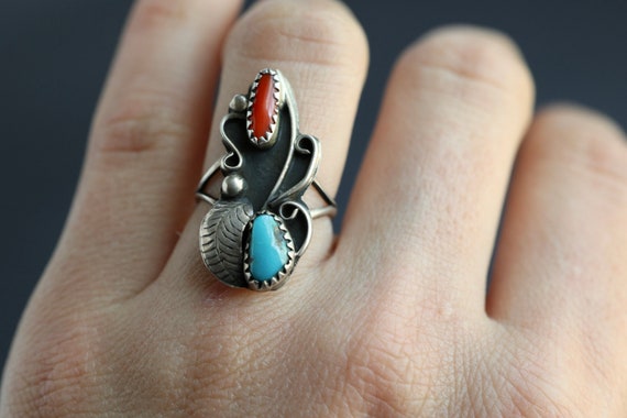 Vintage Navajo Turquoise + Coral Ring Native Amer… - image 10