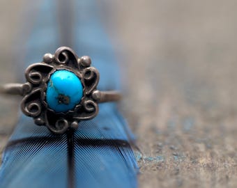 Turquoise Ring Vintage Navajo Turquoise Ring 925 Sterling Silver turquoise Ring Native American Turquoise Ring turquoise flower ring