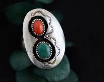 Vintage Navajo Turquoise coral Shadowbox Ring Native American Sterling Silver Double stone turquoise hand stamped puffy Shadowbox ring 7.5