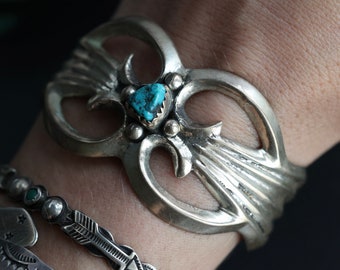Vintage Navajo Sandcast Turquoise Cuff Bracelet Kingman Turquoise Old Pawn Native American Sterling Sand Cast Heavy Cuff Bracelet