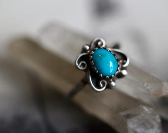 Turquoise Ring Vintage Navajo Turquoise Ring 925 Sterling Silver turquoise Ring Native American Turquoise Ring turquoise flower ring