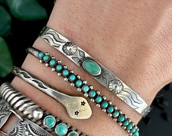 Vintage Fred Harvey Era Navajo Sterling Silver Arrow Cuff Bracelet w/ Cerrillos Turquoise | Petite Women’s or Child Size Native Jewelry