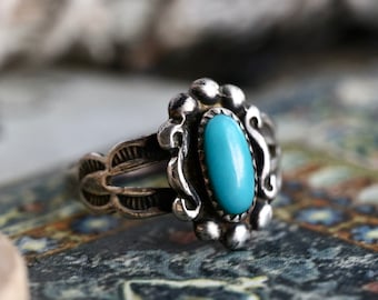 Vintage Turquoise Ring Old Pawn Fred Harvey Era Sterling Silver Native American Navajo Split Shank Bell Trading Turquoise Ring Sz 3.75