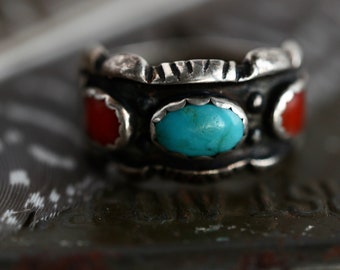 Vintage Navajo 3 Stone Turquoise + Coral Native American Sterling Silver wide band heavy Mens biker ring Unisex southwestern row Ring