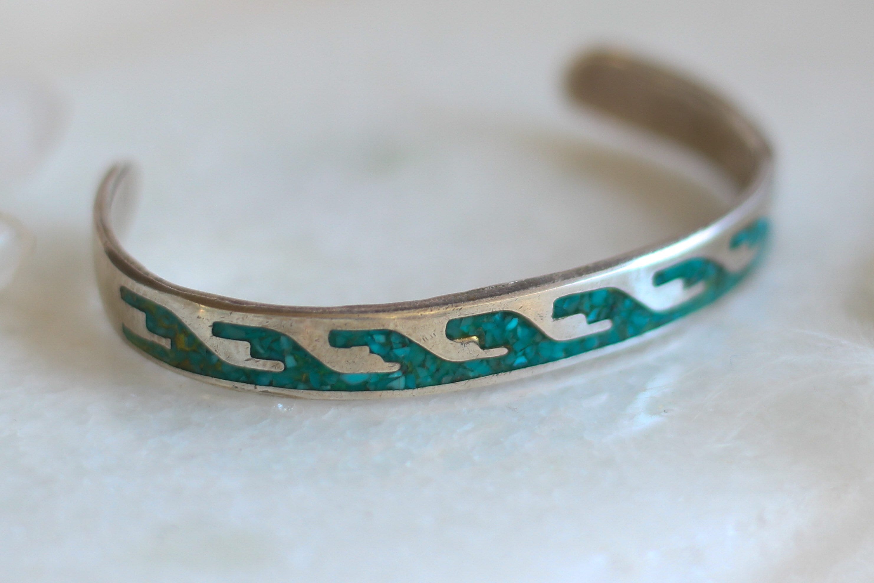 Awesome Vintage Native American Navajo Sterling Silver Bracelet Awesome Vintage Native American Navajo Sterling Silver Bracelet