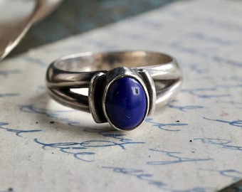Vintage Modernist Silver Lapis Ring Sterling Silver Lapis Lazuli Ring Southwestern Blue Lapis Lazuli Ring Sz 7.5