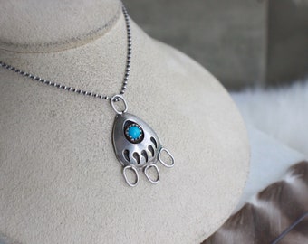 Vintage Navajo Turquoise Shadowbox bear Paw Pendant Sterling Silver Native American Southwestern Turquoise on 16” Sterling Necklace