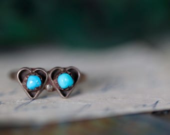 Vintage Zuni Shadowbox Heart Ring | Snake Eye Petit Point Turquoise | 1940s Sterling Silver Old Pawn Native American Ring Sz 6.75