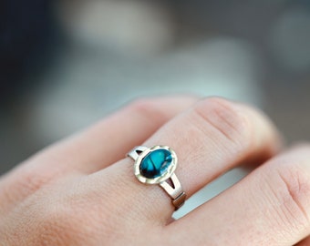 Beautiful Vintage Navajo Sterling Silver Split Shank Southwestern Native American Paua Shell Abalone Ring