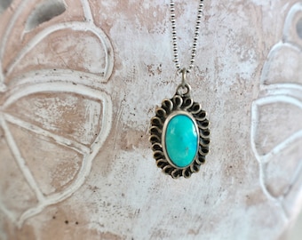 Vintage Southwestern Navajo Silver Kingman Turquoise Pendant on 16” Necklace