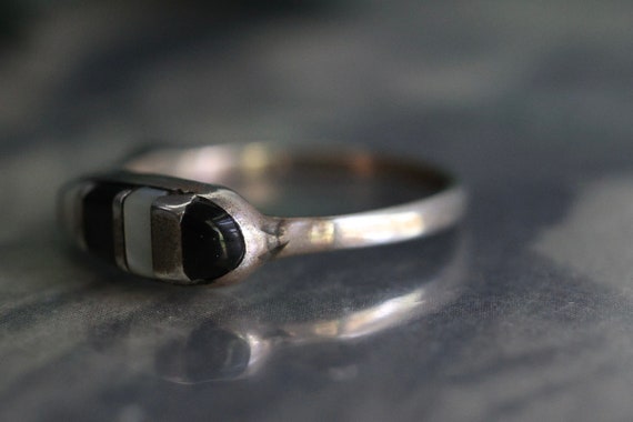 Vintage Zuni Multi Stone Inlay asymmetrical Ring … - image 10