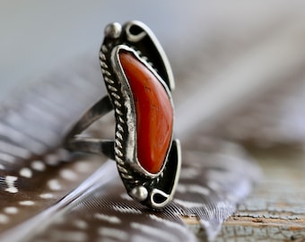 Vintage Large Navajo Red Coral Ring Vintage Red Coral Ring Sterling Silver Native American Elongated Coral southwestern Ring Sz 5