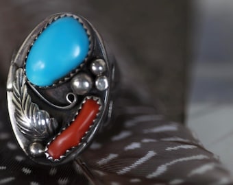 Vintage Navajo turquoise & coral feather ring | sterling silver statement | pierced shank | size 10.75 | SW old pawn style | USA | unisex sz