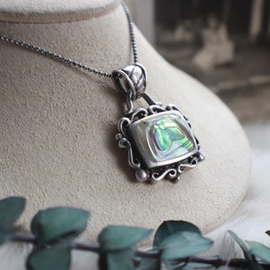 Vintage Bohemian Abalone Sterling Silver Rainbow Abalone Shell Pendant on 16” Sterling Chain Necklace
