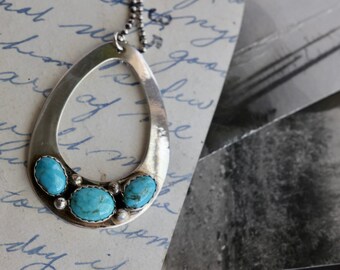 Vintage Navajo Turquoise 3 stone teardrop Pendant necklace Native American turquoise necklace sterling Silver southwestern Pendant Necklace