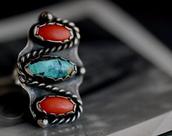 Vintage HUGE Navajo Sterling Silver Turquoise + Coral Stoplight Ring Old pawn Native American turquoise coral large unisex ring Sz 9.5