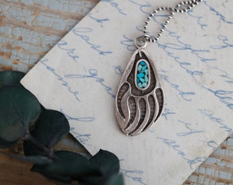 Vintage Navajo Bear paw Sterling Silver Turquoise Chip Inlay overlay bearpaw necklace Native American Pendant Southwestern Necklace