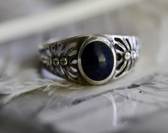 Vintage Sterling Mid Century Lattice band Lapis Ring Southwestern Sterling Silver Art Deco lattice band Blue lapis azuli Ring Sz 4