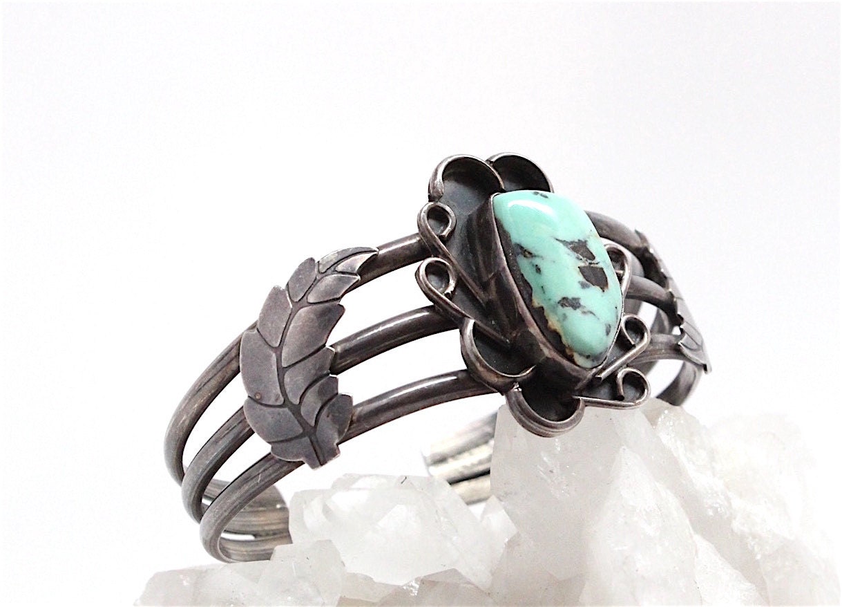 Rare Dry Creek Turquoise Vintage Native American Navajo Sterling Silver Bracelet Rare Dry Creek Turquoise Vintage Native American Navajo Sterling Silver Bracelet