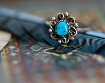 Turquoise Ring Vintage Navajo Turquoise Ring 925 Sterling Silver turquoise Ring Native American Turquoise Ring turquoise flower ring