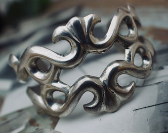 Vintage Native American Sandcast HEAVY Old Pawn Vintage Navajo  Sterling Silver Cuff Bracelet