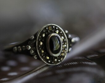 Vintage onyx and Marcasite and garnet ring Art Deco silver beaded ring vintage Art Deco onyx Marcasite class ring medallion ring 6.5