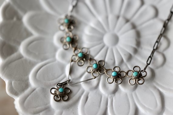 Snake Eyes Turquoise Vintage Native American Zuni Sterling Silver Necklace Earrings Set Snake Eyes Turquoise Vintage Native American Zuni Sterling Silver Necklace Earrings Set