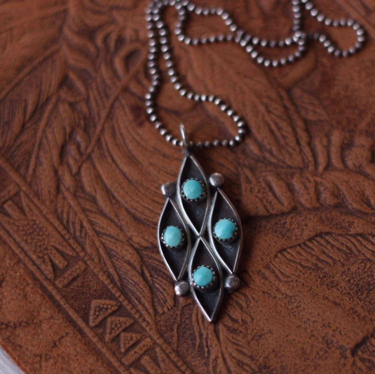 Vintage Old Pawn Native American Zuni Sterling Silver Snake eye