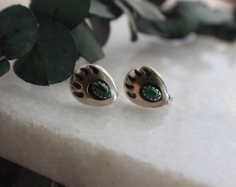 Vintage Navajo Green Malachite Native American Sterling Silver Snake eye Bear paw Shadowbox Southwestern post Earrings