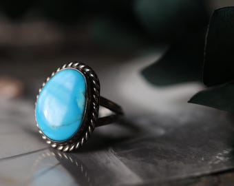 Vintage Navajo Turquoise Ring Sz 6.5 | Sterling Silver Statement Ring | Bright Blue Oval Cabochon | Twisted Rope Bezel Southwest Boho gift