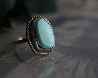 Vintage Navajo Turquoise Ring Native American Sterling Silver Old pawn turquoise ring Southwestern Nevada green turquoise Ring 5