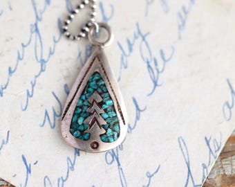 Vintage Navajo Turquoise Teepee Sterling Silver Chip Inlay totem necklace Native American Pendant Southwestern teepee chip inlay Necklace
