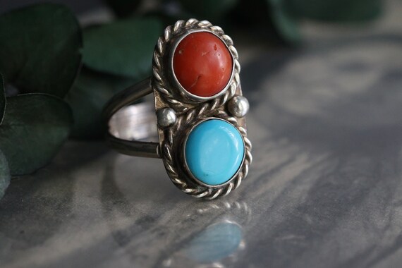 Old Pawn Navajo Turquoise Coral ring Double stone… - image 3