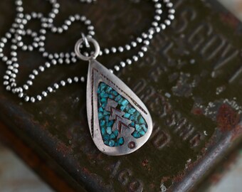 Vintage Navajo Turquoise Teepee Sterling Silver Chip Inlay totem necklace Native American Pendant Southwestern teepee chip inlay Necklace