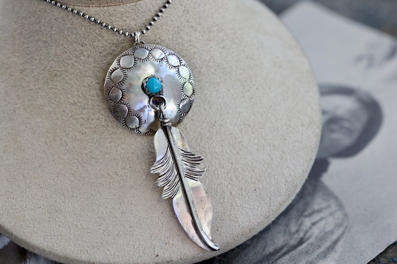 Dreamcatchers Vintage Native American Navajo Turquoise Sterling Silver Necklace Dreamcatchers Vintage Native American Navajo Turquoise Sterling Silver Necklace